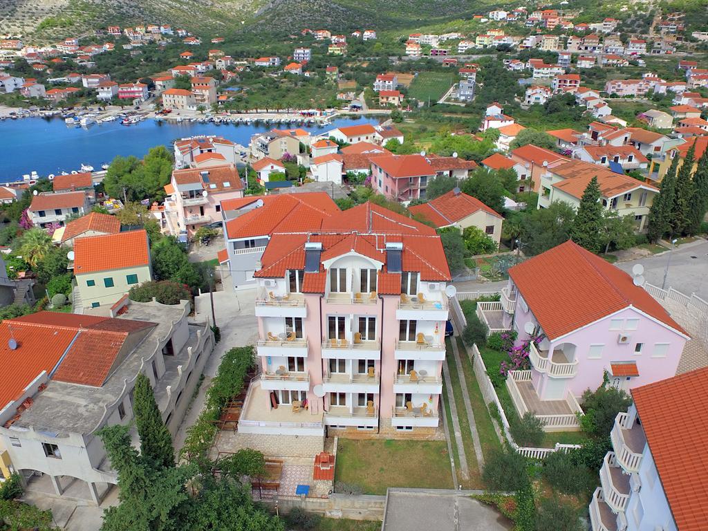 Apartments Kairos سيغيت فغانييتْسا المظهر الخارجي الصورة