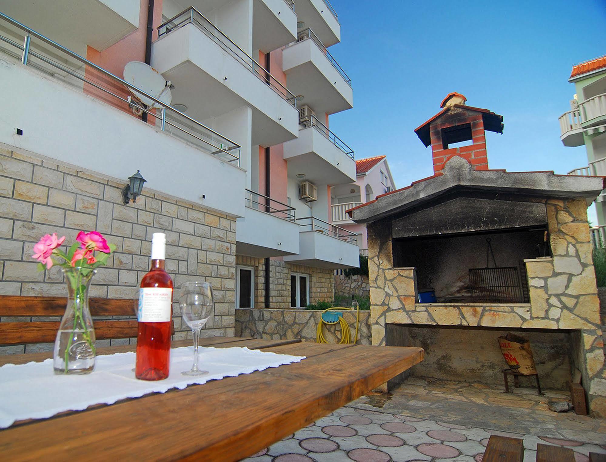 Apartments Kairos سيغيت فغانييتْسا المظهر الخارجي الصورة